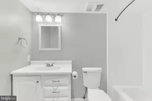 405 Christopher Ave, Gaithersburg, MD 20879 - Photo 17