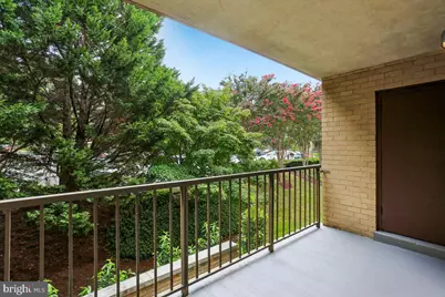 7425 Democracy Boulevard #114, Bethesda, MD 20817 - Photo 9
