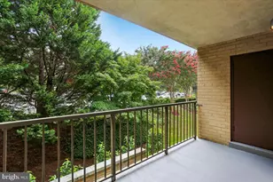 7425 Democracy Blvd, Bethesda, MD 20817 - Photo 9