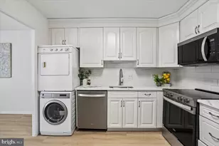 7425 Democracy Blvd, Bethesda, MD 20817 - Photo 19