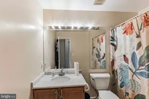 25 Morning Breeze Ct, Silver Spring, MD 20904 - Photo 35