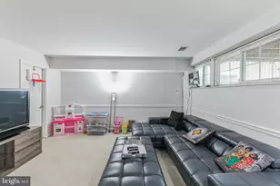 25 Morning Breeze Ct, Silver Spring, MD 20904 - Photo 9
