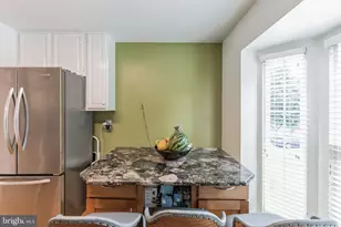 25 Morning Breeze Ct, Silver Spring, MD 20904 - Photo 19
