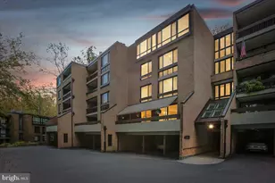 4928 Sentinel Dr, Bethesda, MD 20816 - Photo 1