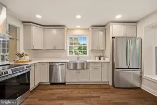 10923 Wickshire Way, Rockville, MD 20852 - Photo 5