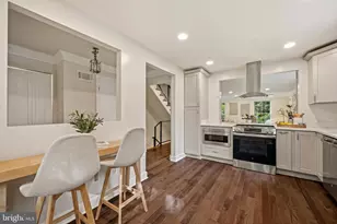 10923 Wickshire Way, Rockville, MD 20852 - Photo 3
