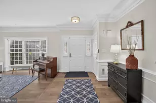 5908 Maplewood Park Pl, Bethesda, MD 20814 - Photo 5