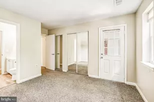 18328 Streamside Dr, Gaithersburg, MD 20879 - Photo 25