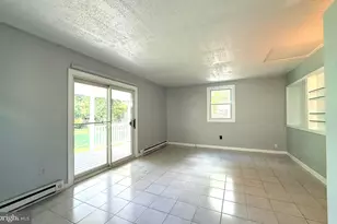 13807 Eastland St, Rockville, MD 20853 - Photo 9