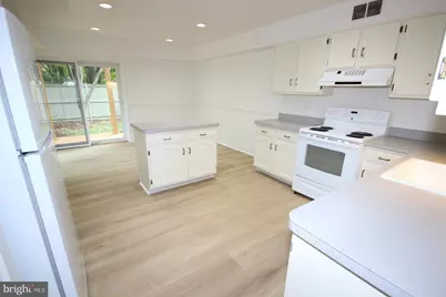 19125 Rhodes Way, Montgomery Village, MD 20886 - Photo 9
