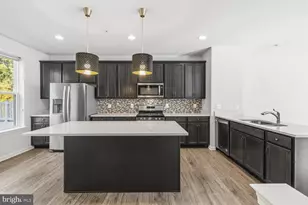 13264 Dowdens Ridge Dr, Clarksburg, MD 20871 - Photo 17