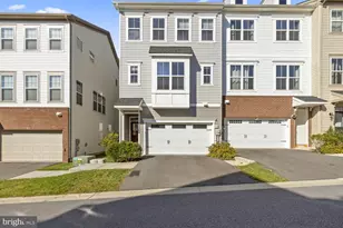 13264 Dowdens Ridge Dr, Clarksburg, MD 20871 - Photo 1
