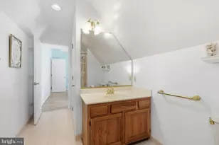 17427 Astoria Ln, Silver Spring, MD 20905 - Photo 49