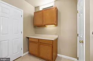 17427 Astoria Ln, Silver Spring, MD 20905 - Photo 57