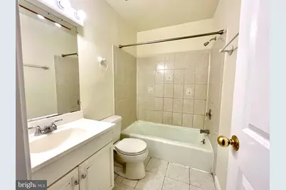 14424 Parkvale Road #5, Rockville, MD 20853 - Photo 9