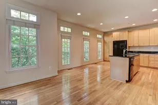 311 Oak Knoll Terrace, Rockville, MD 20850 - Photo 11