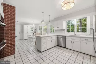 8205 Bondage Dr, Gaithersburg, MD 20882 - Photo 13