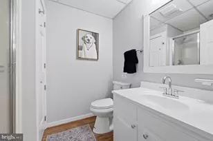 8205 Bondage Dr, Gaithersburg, MD 20882 - Photo 33