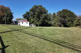 10421 Bethesda Church Rd, Damascus, MD 20872 - Photo 9