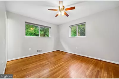 11512 Charlton Drive, Silver Spring, MD 20902 - Photo 9