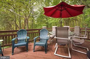 18806 Harmony Woods Ln, Germantown, MD 20874 - Photo 3