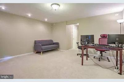 18806 Harmony Woods Lane, Germantown, MD 20874 - Photo 19