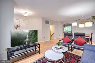 18806 Harmony Woods Ln, Germantown, MD 20874 - Photo 5