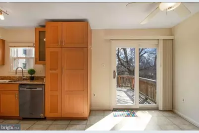 5127 King Charles Way, Bethesda, MD 20814 - Photo 9