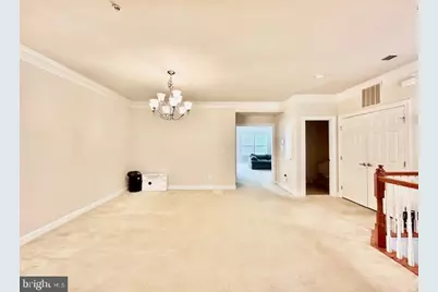 327 Community Center Avenue, Gaithersburg, MD 20878 - Photo 9