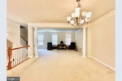 327 Community Center Avenue, Gaithersburg, MD 20878 - Photo 7