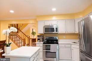 11674 Drumcastle Terrace, Germantown, MD 20876 - Photo 11