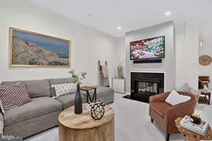 707 Cobbler Pl, Gaithersburg, MD 20877 - Photo 9