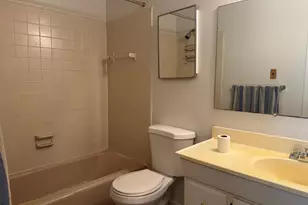 14018 Drake Dr, Rockville, MD 20853 - Photo 19