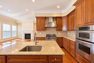 12447 Ansin Cir Dr, Potomac, MD 20854 - Photo 15