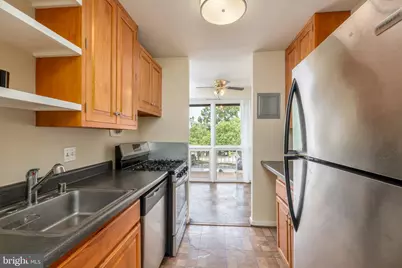 22 Manor Circle #103, Takoma Park, MD 20912 - Photo 5