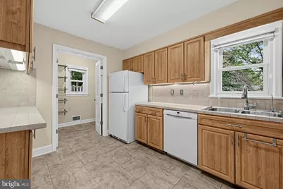 8507 Victory Lane, Potomac, MD 20854 - Photo 27