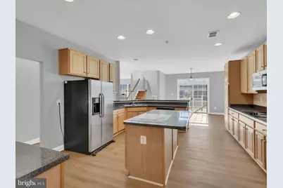 12006 Chestnut Glen Road, Clarksburg, MD 20871 - Photo 9