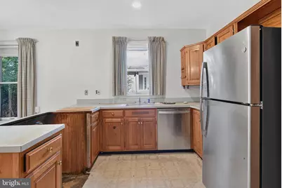 5908 Cedar Parkway, Chevy Chase, MD 20815 - Photo 13