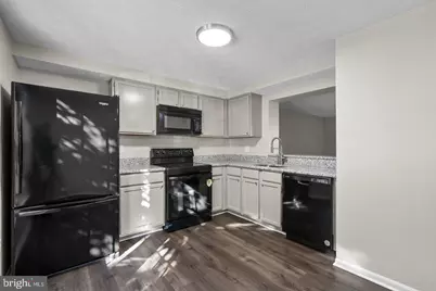 14121 Armilla Court, Burtonsville, MD 20866 - Photo 3
