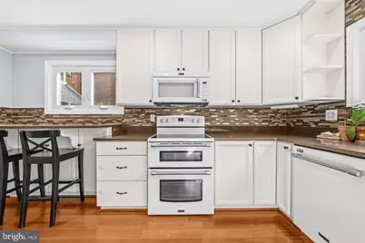 1962 Dundee Road, Rockville, MD 20850 - Photo 15