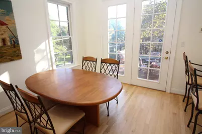 8517 Halston Way, Bethesda, MD 20814 - Photo 9