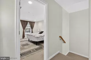 18705 Falling River Dr, Gaithersburg, MD 20879 - Photo 23