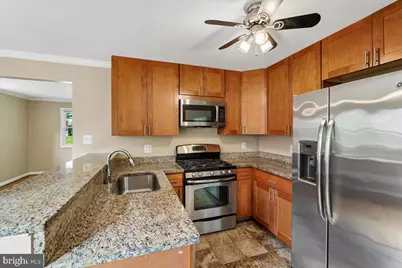 11705 Ashley Drive, North Bethesda, MD 20852 - Photo 5