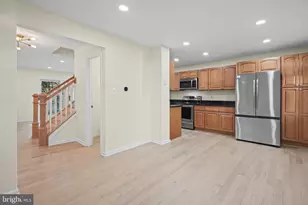 40 Hibiscus Ct, Gaithersburg, MD 20878 - Photo 9