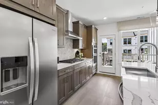 310 Legacy St, Gaithersburg, MD 20878 - Photo 31