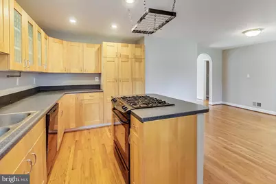8617 Lynbrook Drive, Bethesda, MD 20814 - Photo 7