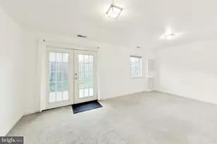 894 West Side Dr, Gaithersburg, MD 20878 - Photo 19