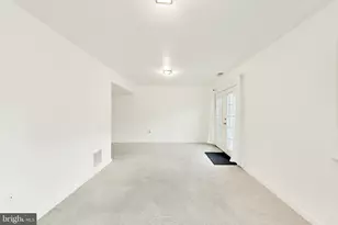 894 West Side Dr, Gaithersburg, MD 20878 - Photo 21