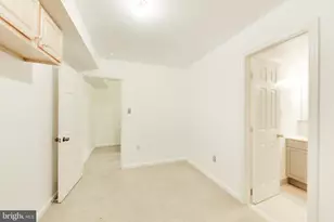894 West Side Dr, Gaithersburg, MD 20878 - Photo 23