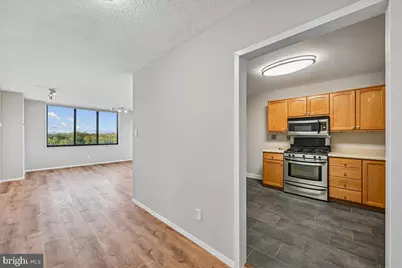 5225 Pooks Hill Road #1328N, Bethesda, MD 20814 - Photo 3